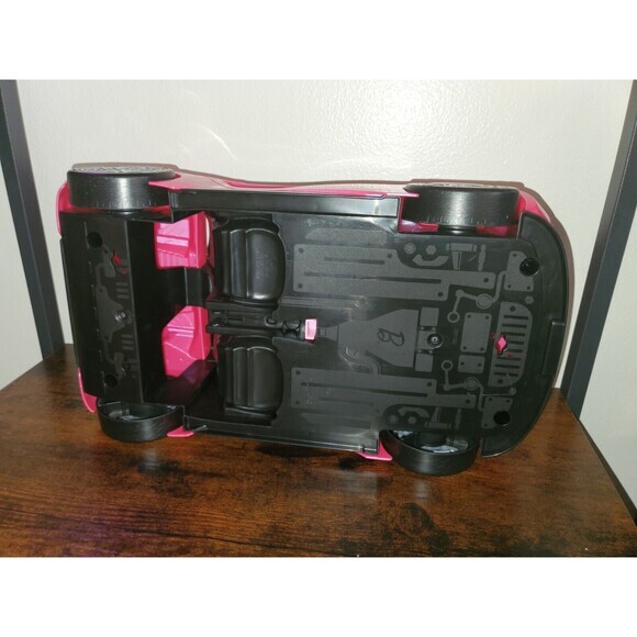 2016 Mattel Barbie Glam Pink Glitter Convertible Car‎ with Seat Belts - Picture 8 of 9